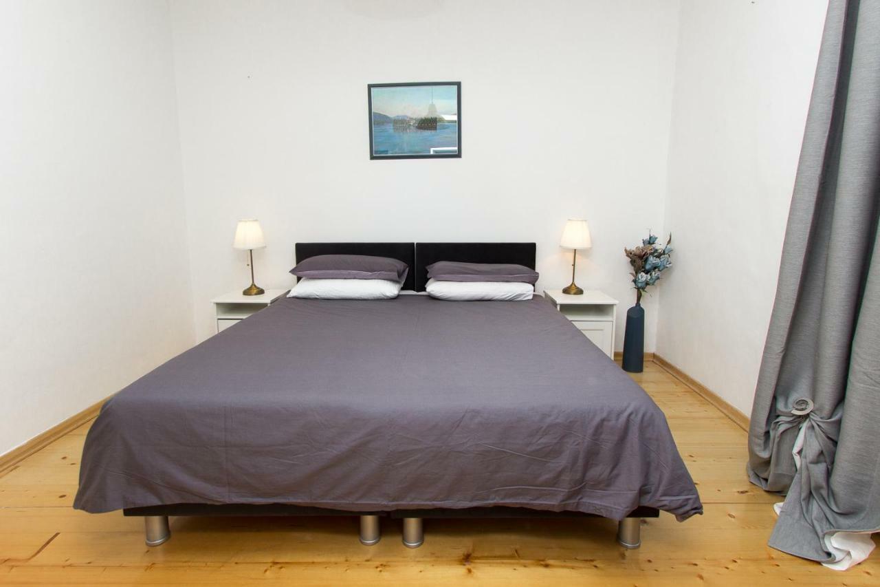 שיבניק Apartments And Rooms Ille מראה חיצוני תמונה